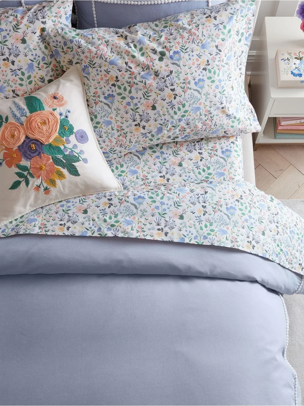 Pottery Barn x Rifle Paper Co Bramble Fields Cream Organic Fitted Sheet- XL Twin